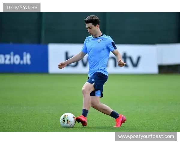 巴萨放弃施洛特主攻巴斯托尼