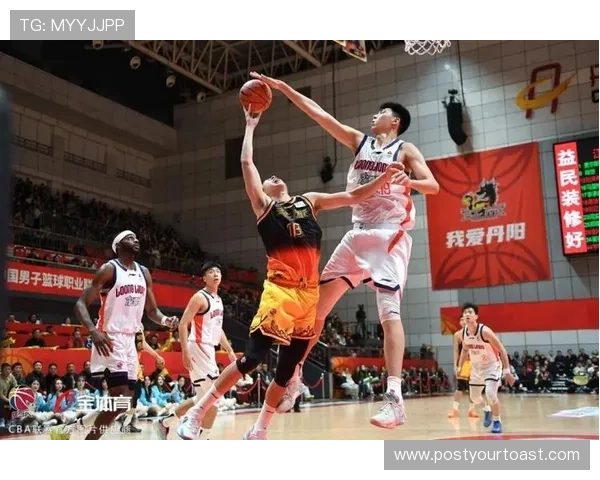 张鼎岩加赛连得满分夺CBA扣篮冠 张鼎岩加赛连得满分夺CBA扣篮冠