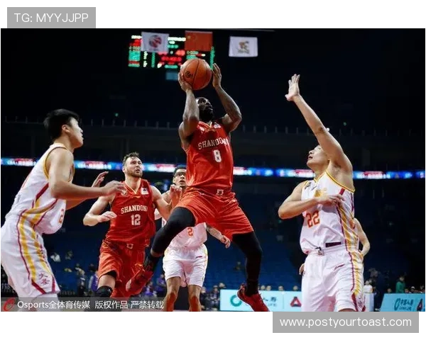 山东七人上双双杀新疆遭四连败 山东七人上双双杀新疆遭四连败